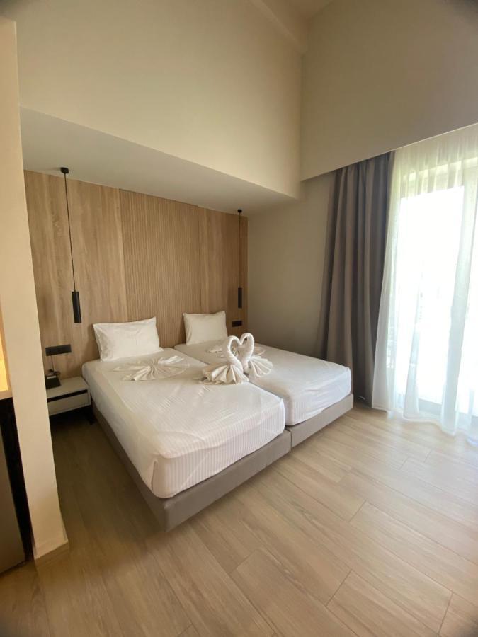 Barbie Hotel Apartments Ialysos  Ngoại thất bức ảnh