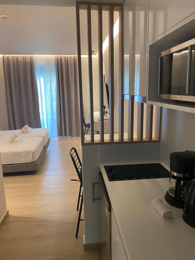 Barbie Hotel Apartments Ialysos  Ngoại thất bức ảnh